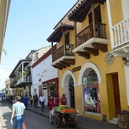 Apartamento Two Bedroom Calle De La Moneda Cartagena
