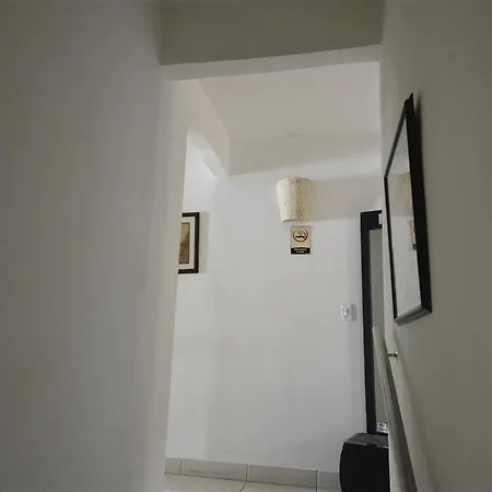 Apartamento Two Bedroom Calle De La Moneda